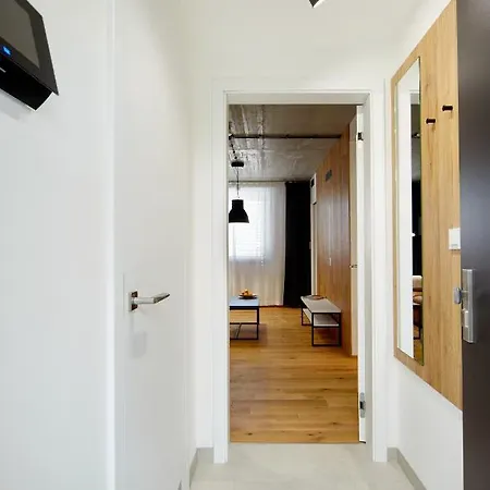 Mig Point V Centru Brna Apartman *